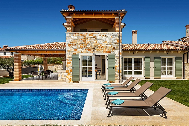 Villa Veronica mit Pool