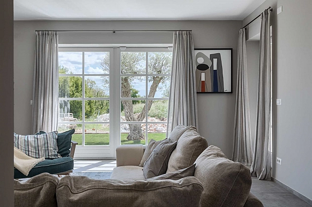 Villa Oaza mit  Pool