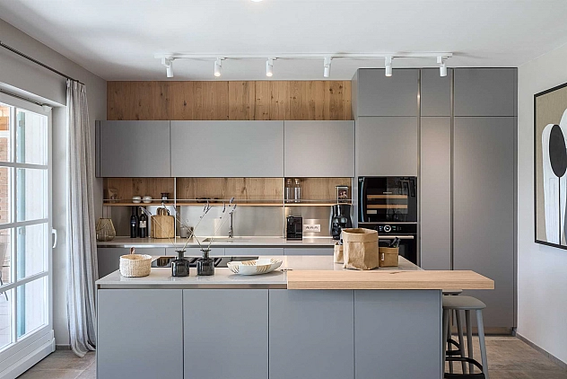 Villa Oaza mit  Pool